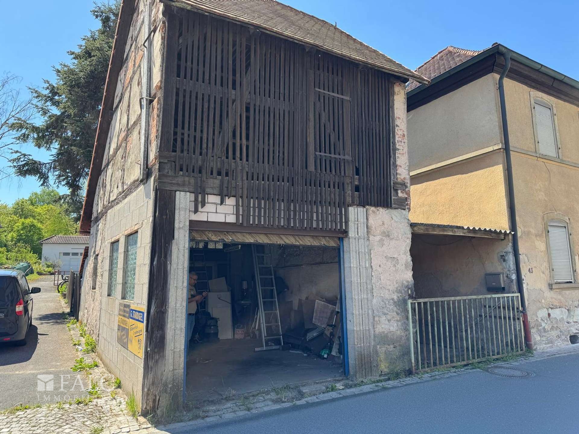 Garage